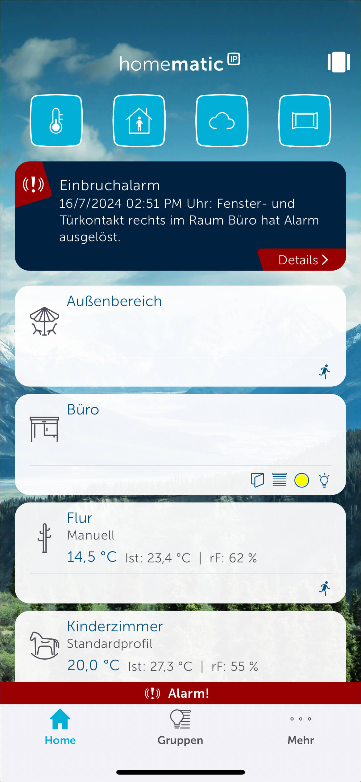 Bild 30: Testen Sie nun die beiden Versionen "Hüllschutz" und "Vollschutz", indem Sie im Homescreen den jeweiligen Alarm-Modus anwählen und mit OK bestätigen. Bei Auslösen des jeweils zugeordneten Sensors wird nun Alarm (Sirene, Außenlicht) ausgelöst und Sie erhalten eine Push-Meldung.